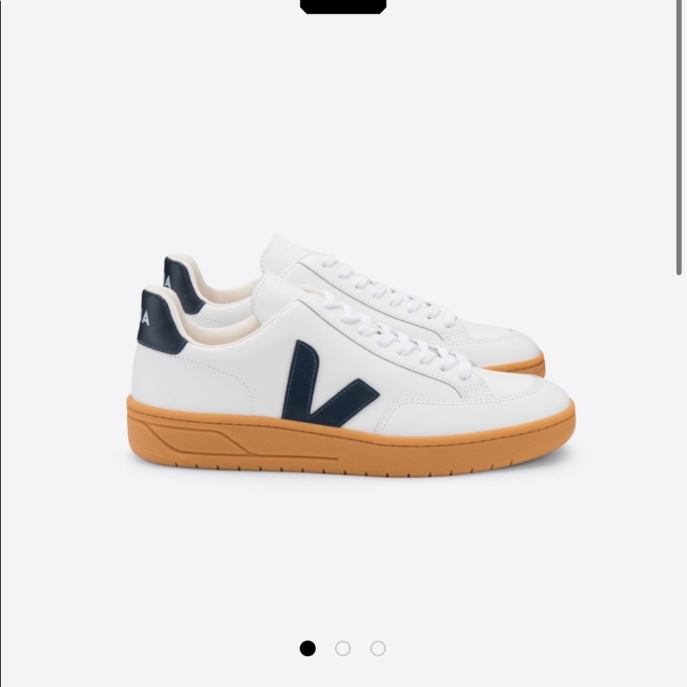 Veja Sneakers size 39/8